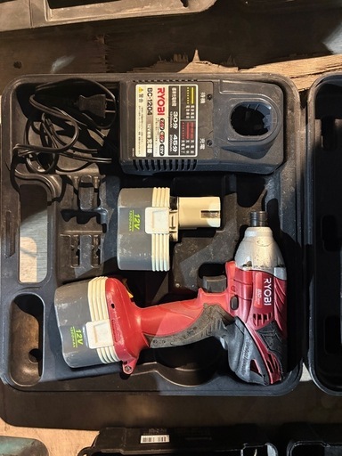 RYOBI 電動インパクトドライバー 12V 充電器セット