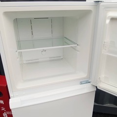 F3z1o9 送料設置無料 ヤマダセレクト　大型冷蔵庫　225Lの画像