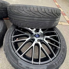 タイヤの画像