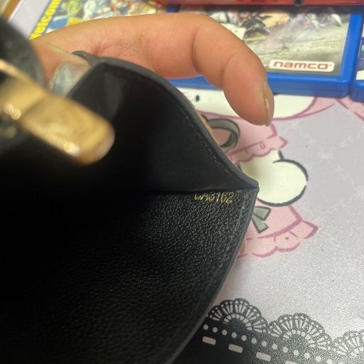 LOUIS VUITTON半財布?早い者勝ち！