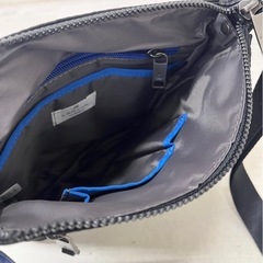 M【中古品】LANVIN en Bleu ランバンオンブルー ショルダーバッグ 斜めがけ ブラック×ブルー ナイロン レザー メンズの画像