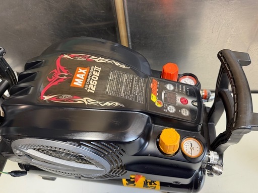 MAX スーパー エアー コンプレッサー AK-HL1250E2 高圧エアコンプレッサー 動作確認済 カプラ3箇所メンテ必須 中古品 