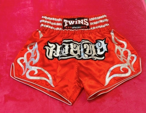 中古品　TWINS SPECIAL ボクシングサポーター M 赤 TWINS SPECIAL ボクシングパンツ 赤ムエタイ (YUKI) 名島の武道