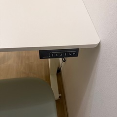 【新品】88×50cm 電動昇降式デスク（高さ72~118cm）  の画像