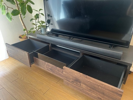 テレビ台