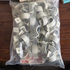 PF管用サドル SF-22J ベージュ 50個入りの画像