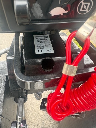 マーキュリー 2馬力 船外機 3AF 令和元年製 
