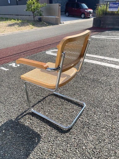 ラタンチェア