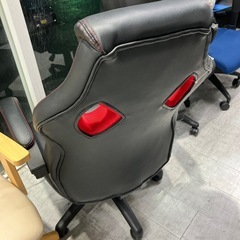ニトリゲーミングチェアレッド×ブラック【トレファク堺福田店】の画像