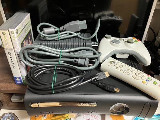 中古XBOX360本体一式 HD120Gソフト2本セット難あり格安！ (ヒサ