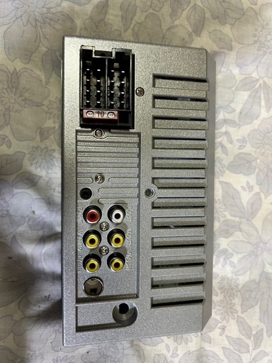 カーオーディオ 7018B Bluetooth対応