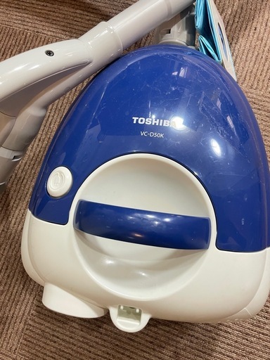 無料】東芝 掃除機（VC-D50K）動作確認済み・紙パック付 (たいそん