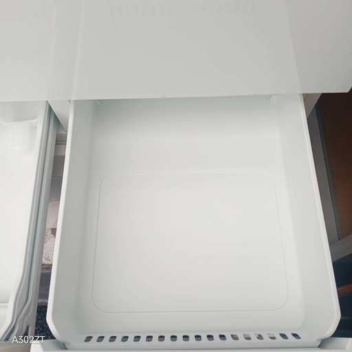 A4j0c9 送料設置無料　東芝自動製氷機能付き　大型冷蔵庫　601L