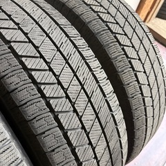 215/70/16冬VRX3の画像