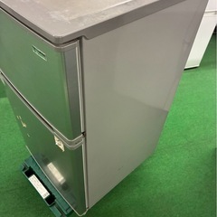 2019年式 90L YAMADA 冷蔵庫 YRZ-C09G1の画像