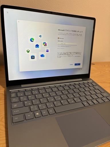 Microsoft Surface Laptop Go