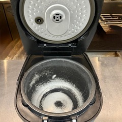 アイリスオーヤマ 炊飯器 10合 の画像