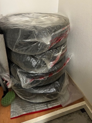 スタッドレスタイヤ4本　195/60R17 90Q_1
