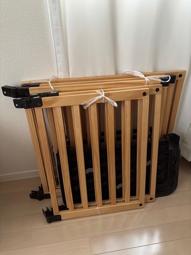 【日本育児】木製ベビーゲート おくだけとおせんぼ