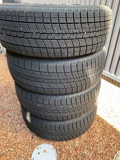 205/60R16スタッドレスホイールセット (ぱん) 三ツ屋のタイヤ