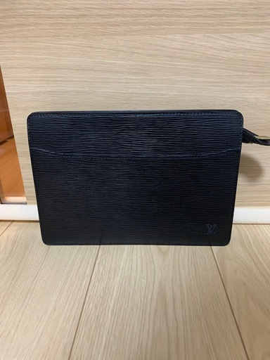Louis Vuitton エピレザー クラッチバッグ ブラック