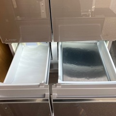 B58w8 送料設置無料　三菱自動製氷機能付冷蔵庫 　525Lの画像