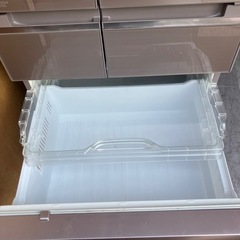 B58w8 送料設置無料　三菱自動製氷機能付冷蔵庫 　525Lの画像