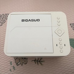 BIGASUO プロジェクター　一体型　地デジチューナー内蔵の画像