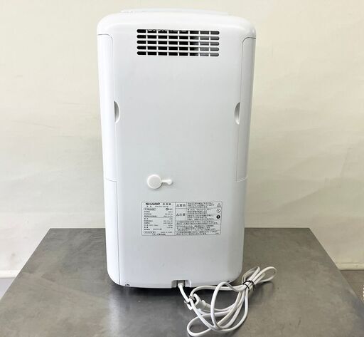 札幌市内配送可】シャープ コンパクトクール CM-N100-W 冷風衣類除湿 札幌市内配送可】シャープ コンパクトクール CM-N100-W 冷風衣類除湿