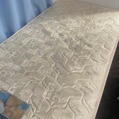 シングルマットレスの画像
