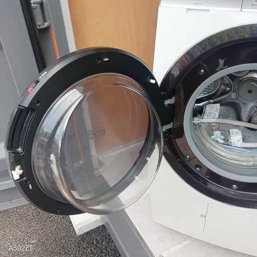 B5r8d4 翌日到着可能　日立ドラム式洗濯機　11㌔