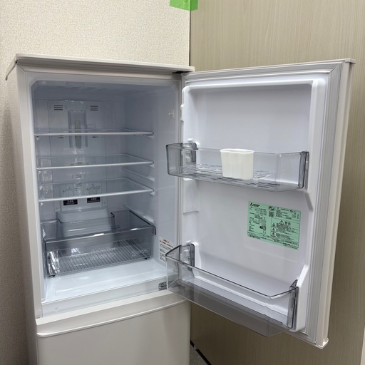 【極美品中古】MITSUBISHI高年式23年製146L※一部地域配送設置無料 ⭐️MITSUBISHI⭐️冷凍冷蔵庫 2025年 146L 大阪市近郊配送無料 (関西