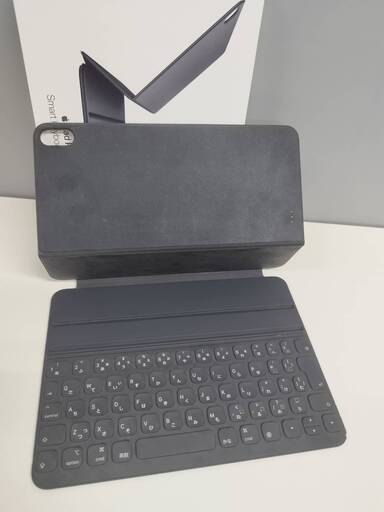iPad Pro Smart Keyboard Folio/11インチ/A2038/日本語配列〈MU8G2J/A〉
