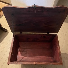 スツール　収納つきの画像