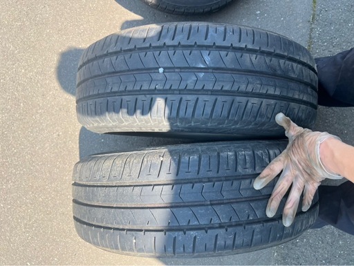 夏タイヤ BS NH100 215/60R16

