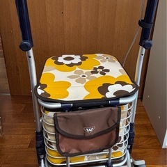 お買い物カート「スワレル花柄イエロー」の画像