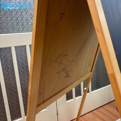 イーゼルの画像