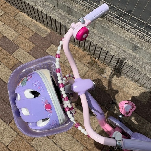 美品　16インチ　幼児用自転車 子供 キッズ 補助輪 ヘルメット プリンセスソフィア