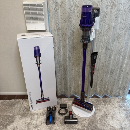 相談中　ダイソン スティック型 掃除機 クリーニング済み