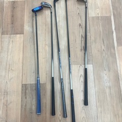 ゴルフクラブ＆キャディバッグ 2セットまとめ売り⛳️の画像