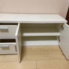 白いチェスト テレビボードの画像