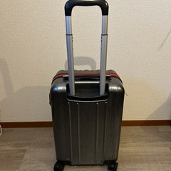 キャリーケースの画像