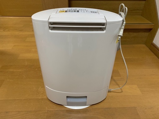 ジャンク品】National 除湿乾燥機 F-YZB60-S 衣類乾燥除湿機 (断捨離 ジャンク品】National 除湿乾燥機 F-YZB60-S 衣類乾燥除湿機 (断捨離