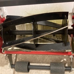 DCM 手動式芝刈り機の画像