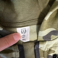 GAP パーカー　3歳　迷彩の画像