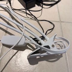 【室内園芸】植物育成用LEDライト クリップ式 3灯 白黒2個セット 観葉植物の越冬などにの画像