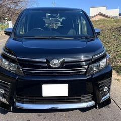 トヨタ　ヴォクシー　ZS キラメキll の画像