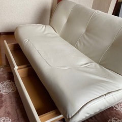 ソファーの画像