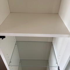 IKEA 食器棚の画像