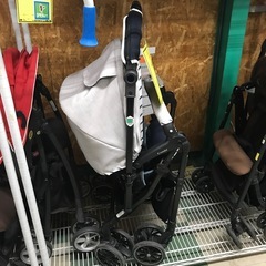ジャングルジャングル貝塚店　ベビーカー　コンビ　スゴカルα4 星柄　ホワイトレーベル　ベビー用品　キャスエッグショック　中古　貝塚市　二色浜の画像